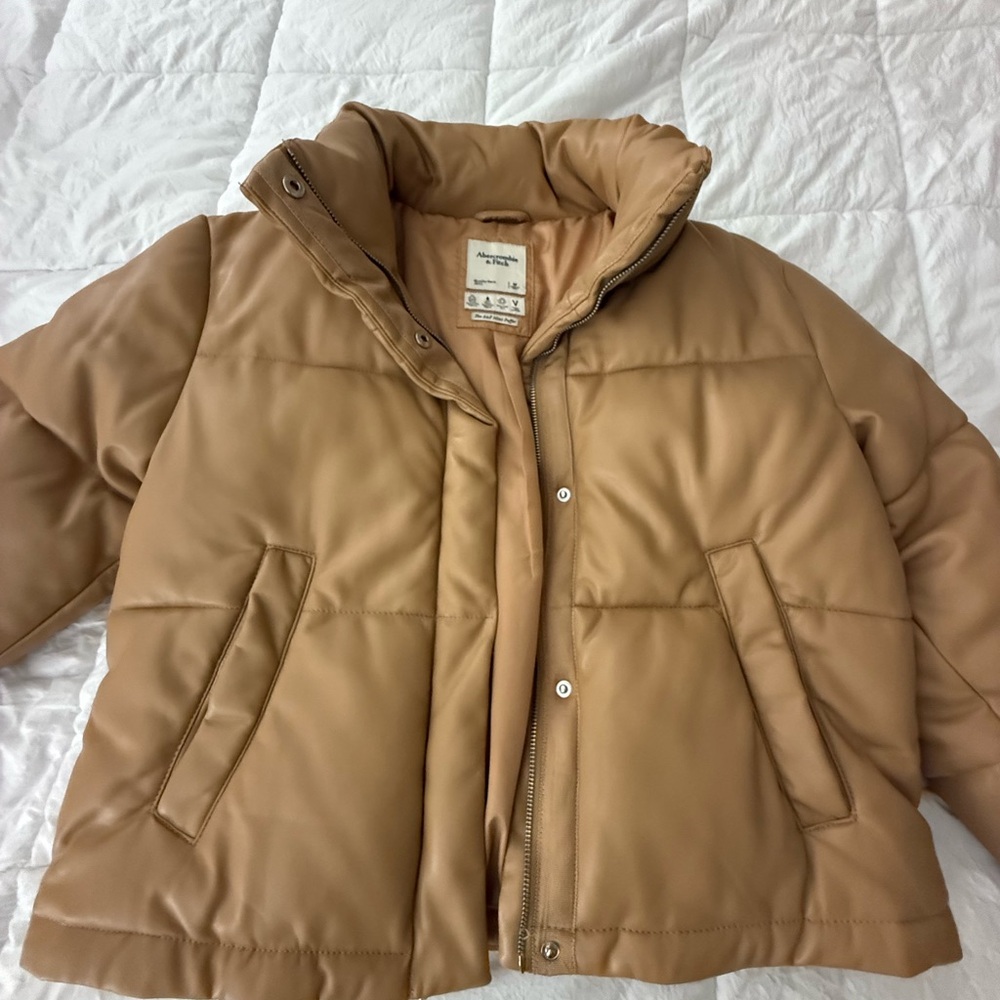 Abercrombie & Fitch Camel Tan Puffer Jacket